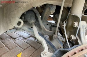 Mengenal Komponen Kaki Kaki Mobil Ball Joint Dan Tie Rod Kunci Stabilitas Dan Kendali Optimal